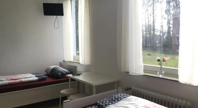 Трёхместный номер Standard Pension Highway 3 - Bielefeld Paderborner Straße 290