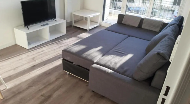 Апартаменты Appartement haussmannien au bord du lac panorama