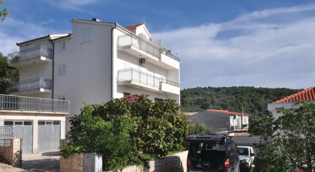Awesome Apartment in Trogir With 1 Bedrooms, Забронировать Апартаменты/квартира Трогир 