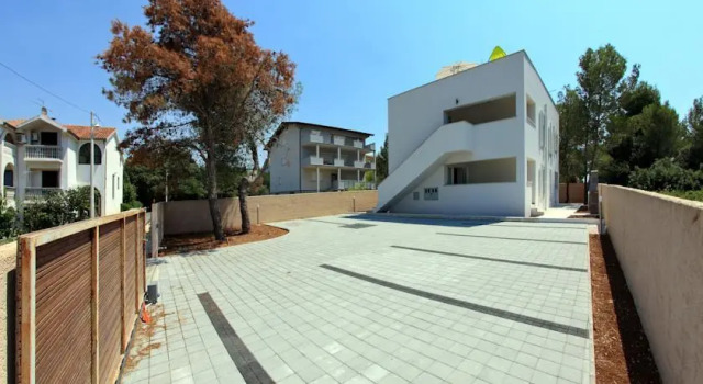 Apartments Vila Moli, Забронировать Апартаменты/квартира Отели Задарской жупания с бассейном, рядом с Пляж Старенице, Бассейн
