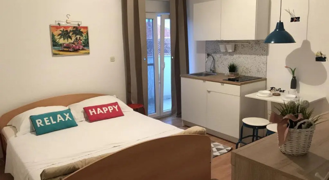 Guest House Dia, Забронировать Гостевой дом Гостевые дома Биоград-на-Мору, рядом с Пляж Биоград Залазак, Гостевой дом