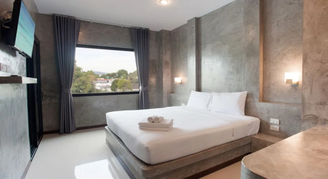 Двухместный номер Standard с балконом Ritsurin Boutique Hotel - โรงแรมริทสุริน บูติค