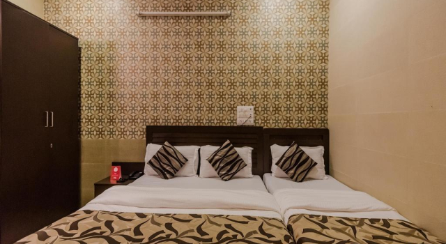 OYO 6371 Hotel Abrol, Забронировать Отель Отели штата Махараштры 3 звезды, 3*