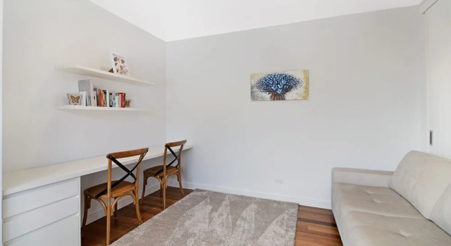 Sea Splash 75 Lorikeet Drive