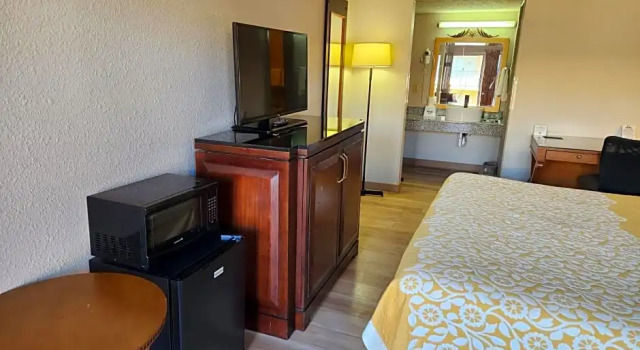 Номер Standard Days Inn by Wyndham Frankfort