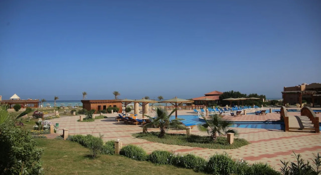 Трёхместный номер Standard Laguna Beach Marsa Resort