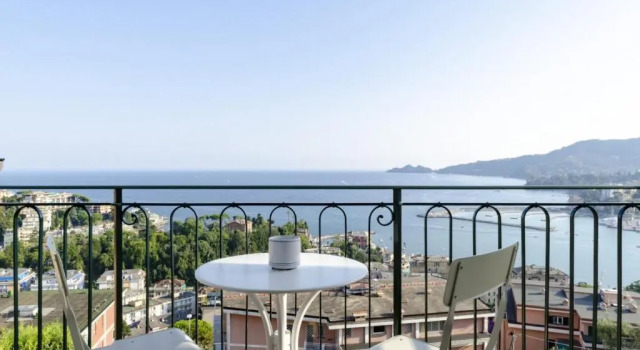 Апартаменты JOIVY Spectacular Sea View Apt For 5 W/Terrace