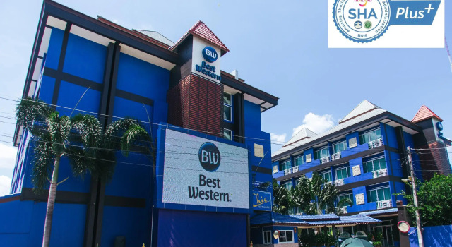 Кровать в общем номере Best Western Royal Buriram