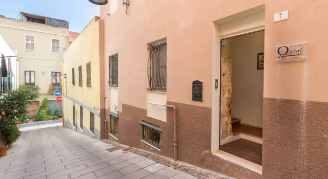 Qaral Bed and Breakfast