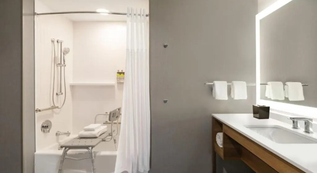 Люкс Staybridge Suites Rochester - Mayo Clinic Area by IHG