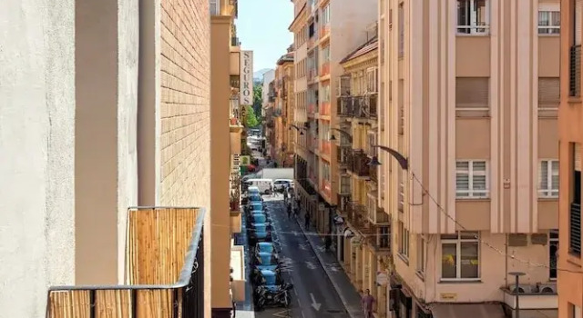 Cozy Central 2BD Apt in Málaga. Trinidad Grund A, Забронировать Апартаменты/квартира Апартаменты Малаги, рядом с Salamanca Market, Апартаменты/квартира