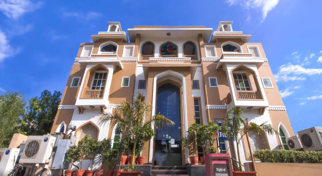 Hotel Dev Villas