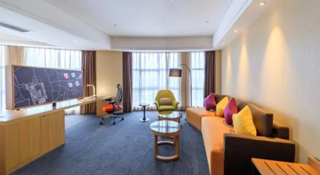 Люкс Hampton by Hilton Guangzhou Baiyun Airport North