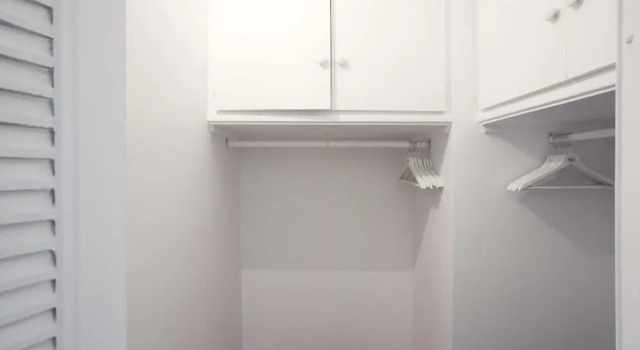 Apartment With one Bedroom in Paris, With Wonderful City View and Wifi, Забронировать Апартаменты/квартира Париж Иль-де-Франс, рядом с Мирабо