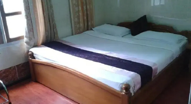 Mya NAN Taw Hotel, Rezervovat Hotel Pyinoolwin Mandalay