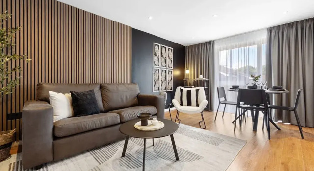 London Grove Apartments