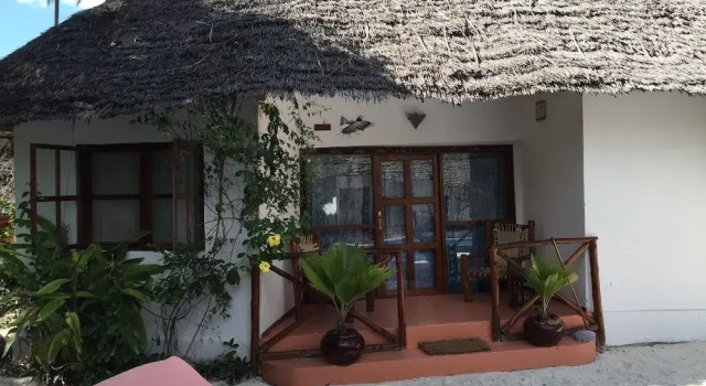 Трёхместный номер Standard с балконом и с видом на бассейн Sea View Lodge Boutique Hotel