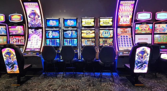 Wild Rose Casino & Hotel Emmetsburg, Забронировать Отель Эмметсберг Айова