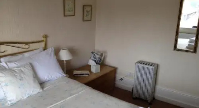 35 Kirkgate, Забронировать Отель Тирск Северный Йоркшир, рядом с Галерея Zillah Bell