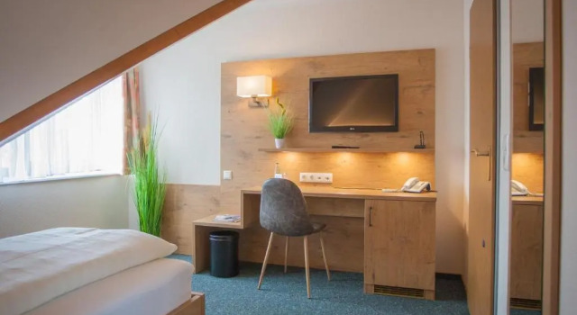 Одноместный номер Standard Rusers Hotel