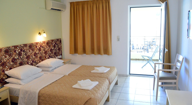 Alexandros Hotel, Забронировать Отель Сисси Центральный Крит
