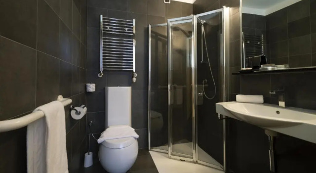 Двухместный номер Economy Ground Floor Hotel Five