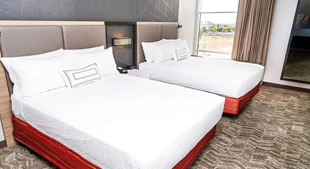 Шестиместный люкс SpringHill Suites by Marriott Ontario Airport/Rancho Cucamonga