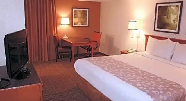 Двухместный люкс c 1 комнатой Econo Lodge Augusta North - Washington Road