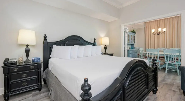 Номер Standard Phoenix West 1904 3 Bedroom Condo