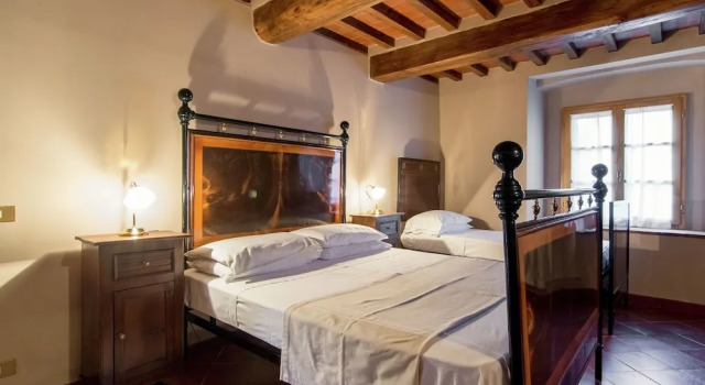 Spacious Farmhouse With Pool, Book Hotel Hotels in Arezzo with a Pool, Swimming Pool