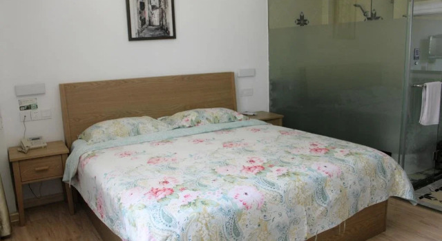 Ge Garden International Youth Hostel, Prenota Ostello Hotel a Jiangsu con parcheggio, Parcheggio