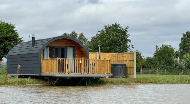 The Firs Country Park, Book Ferieresort Resorthoteller i Lincolnshire, Ferieresort