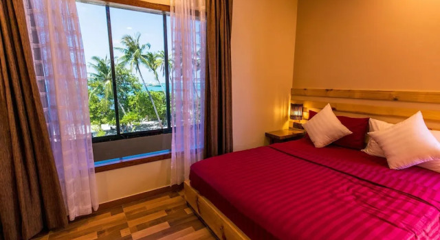 Luxus Doppel Zimmer mit Meerblick Endheri Sunset Dhangethi