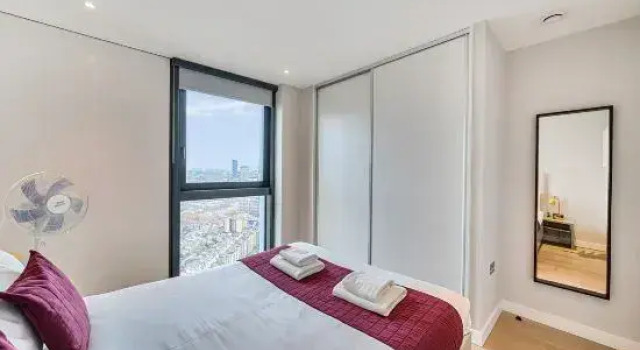 Апартаменты Roomspace Serviced Apartments - Churchyard Row