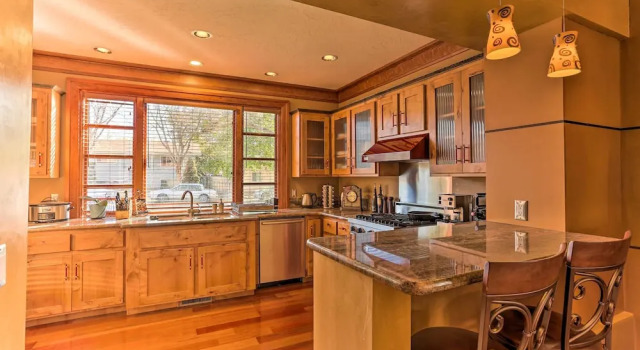 Коттедж North End Boise Home w/ Courtyard ~ 3 Mi to Dtwn!