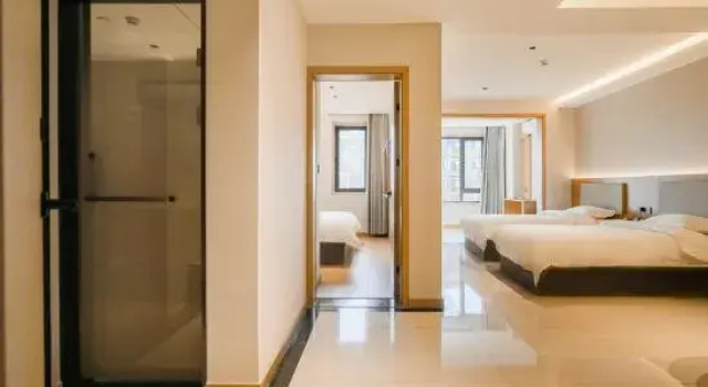 Luksusowy suite Dongding Hotel (Taiyuan South Station Changfeng East Street Subway Station)