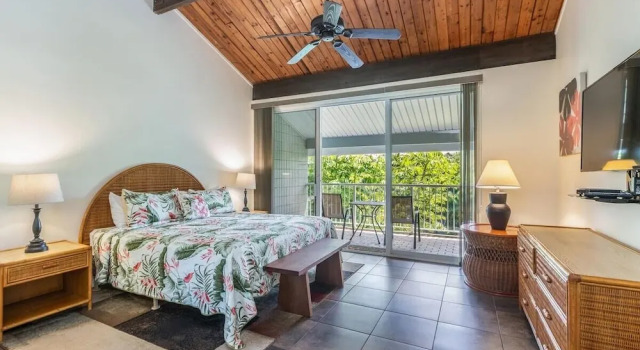 Newly Remodeled Cliffs Resort In Princeville 2 Bedroom Condo by RedAwning, Забронировать Курортный отель Курортные отели Принсвилл, Курортный отель