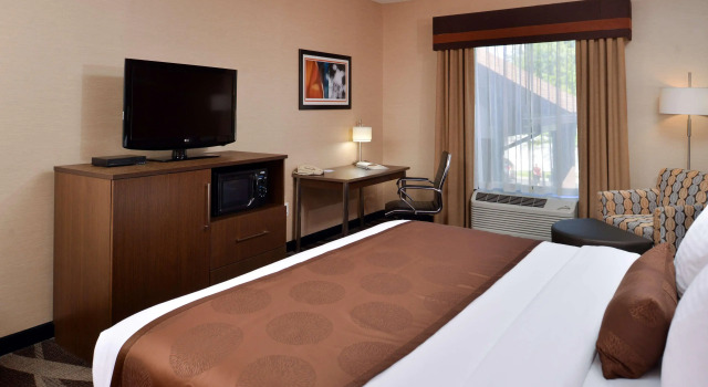 Best Western Plus University Inn, Забронировать Отель Аллегани штат Нью-Йорк