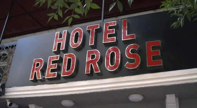 Hotel Red Rose