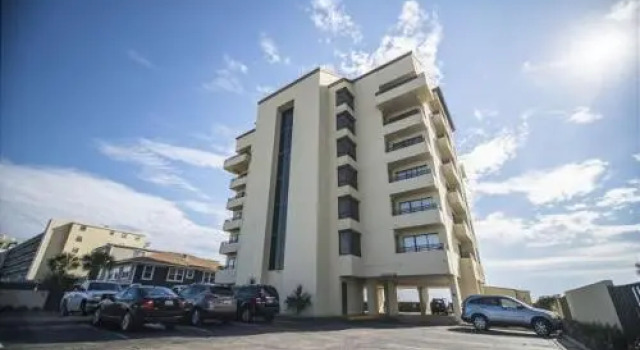 Crescent Dunes Condominium
