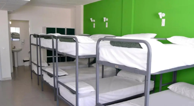 Кровать в общем номере Motion Chueca Hostel