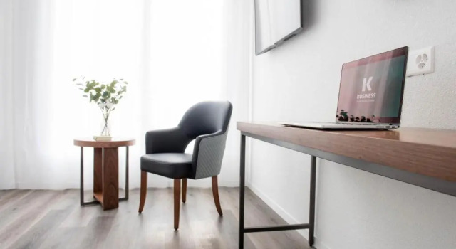 K BUSINESS Apartments & Hotel