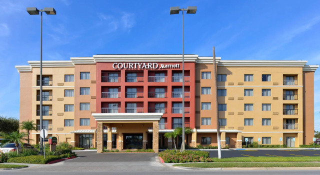 Camera Standard Courtyard Laredo