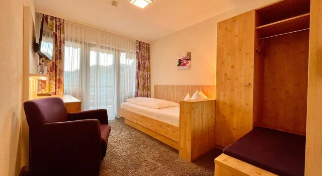 Одноместный номер Standard с балконом Hotel Rose