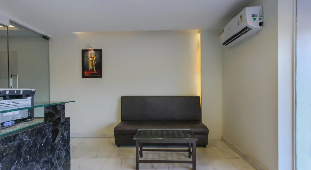 Capital O 71614 Hotel Rich Mount, Забронировать Отель Отели штата Тамилнада 3 звезды, 3*