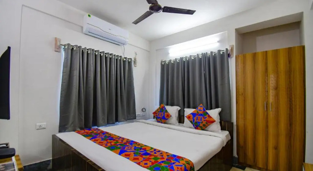 Номер Deluxe FabHotel Amar Raj Villa