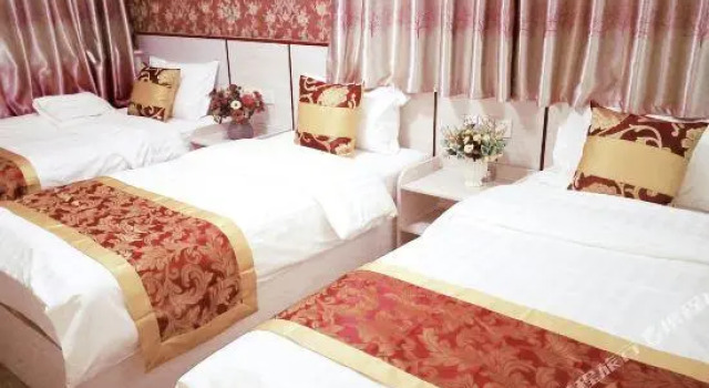Пятиместный семейный люкс Qufu Gucheng Hotel