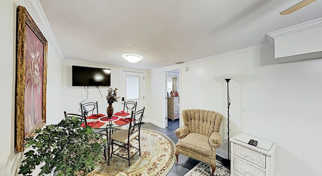 Newly Updated - Walk To Beach & Lagoon! 2 Bedroom Duplex