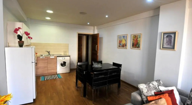 Ithaki Phinikoudes Apartment No. 105, Reservar Apartamento Apartamentos em Larnaca, Apartamento