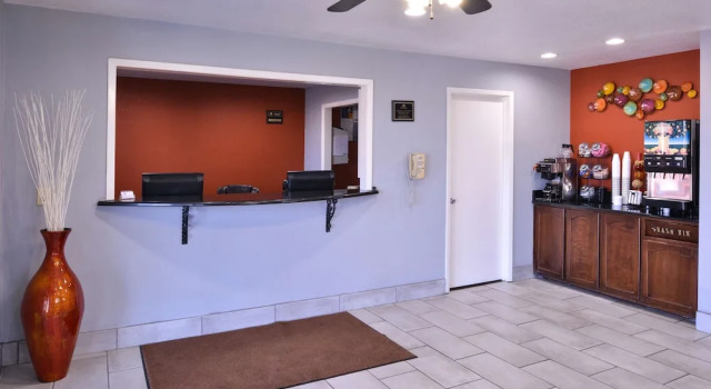 Americas Best Value Inn Limited Batesville, Rezerwuj Hotel Hotele w Batesville z parkingiem, Parking